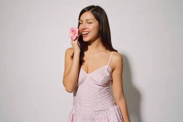 Olivia Rodrigo 3 staanplaats ticket voor woensdag 24 maart, Tickets en Kaartjes, Drie personen of meer, Maart