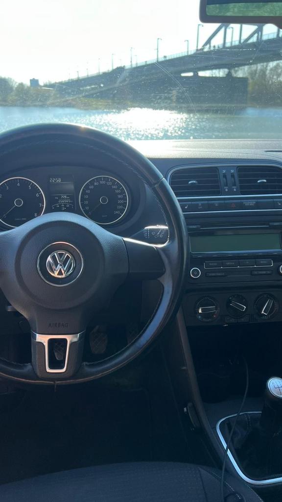 Volkswagen Polo 1.4, Voorwielaandrijving, 970 kg, 40 €/maand, Zwart