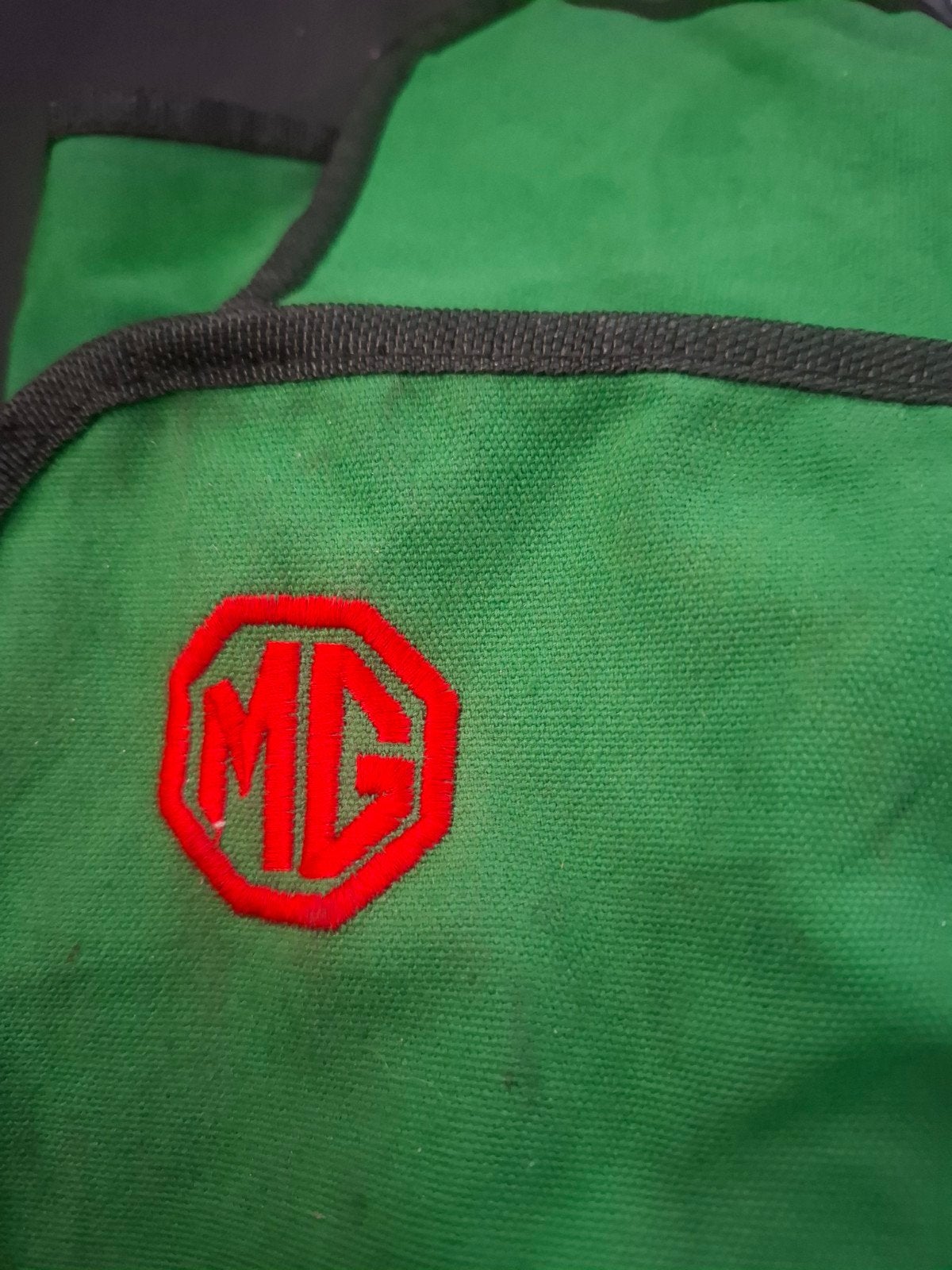 MG Gereedschapsrol met diverse tools oldtimer, Ophalen of Verzenden, Zo goed als nieuw