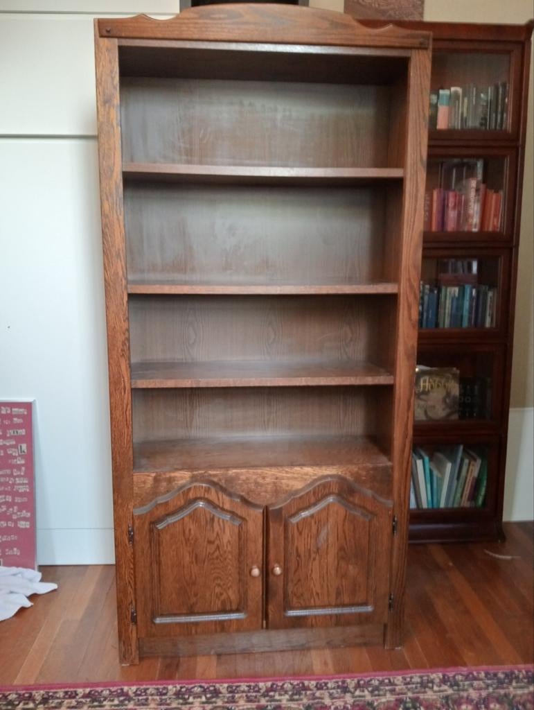 Klassieke eikenhouten bibliotheekkast, Ophalen