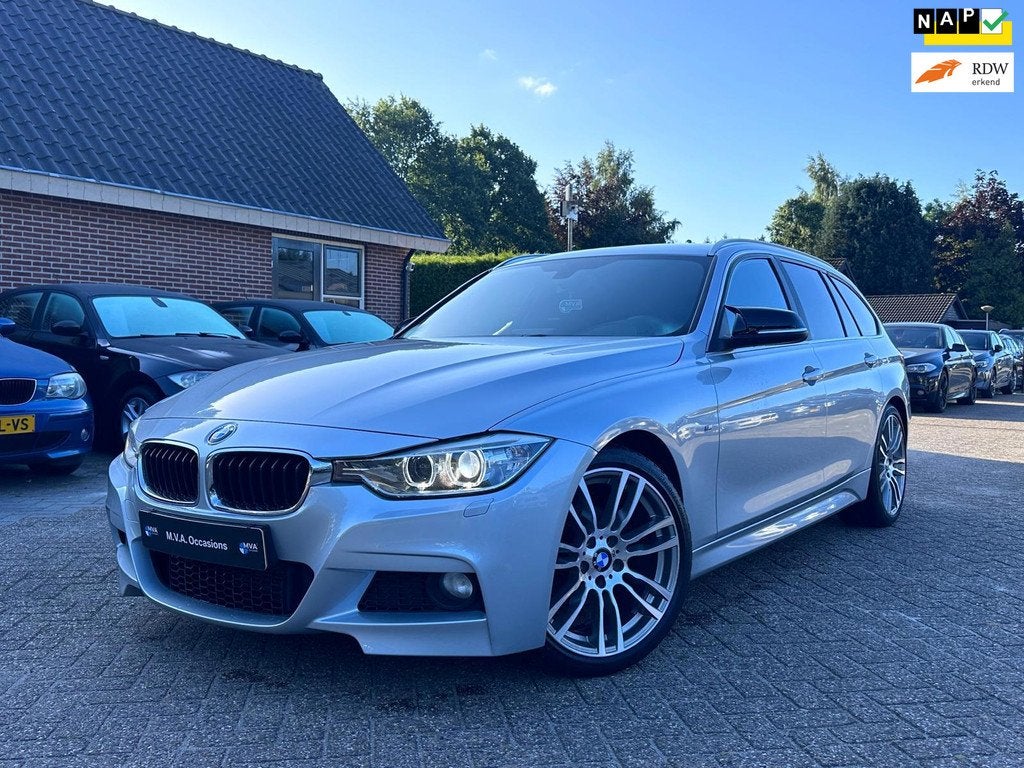 BMW 3-serie Touring 316i Executive M sport|Nieuwe Ketting +, Auto's, BMW, Gebruikt, 4 cilinders, Alcantara, Origineel Nederlands