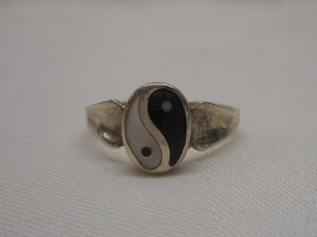 Zilveren Yin Yang ring maat 17,5 nr.930, Verzenden, Zo goed als nieuw, 17 tot 18, Dame