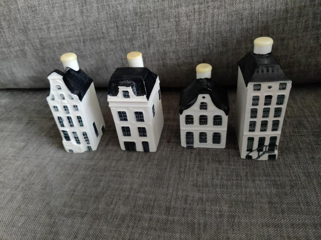 KLM BOLS Delfts Blauw Huisjes - Set van 4, Ophalen of Verzenden, Zo goed als nieuw, Porselein, Beeldje(s)