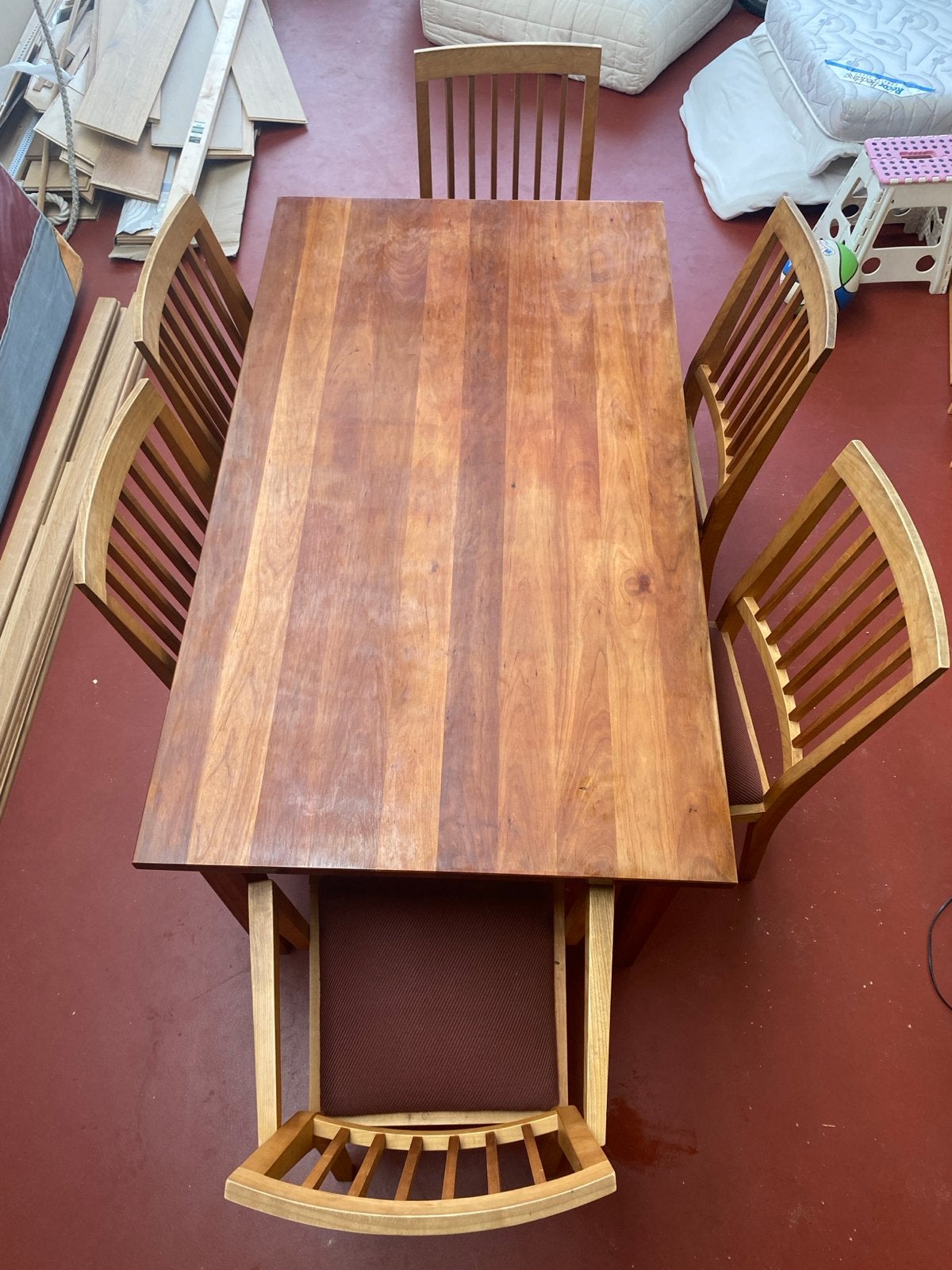 Houten eettafel met 6 stoelen - Zo goed als nieuw, Ophalen, 50 tot 100 cm, Zo goed als nieuw, Vijf personen of meer