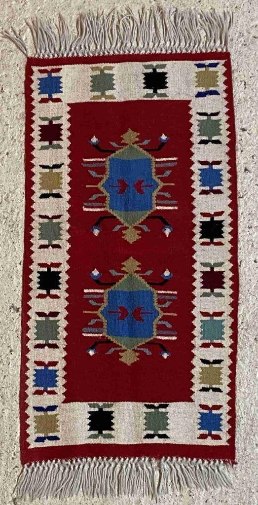 Kelim met symmetrische afbeeldingen 79/40, Beige, Zo goed als nieuw, Mon Plaisir 19, Etten-Leur, Netherlands, DJT De Juiste Toon