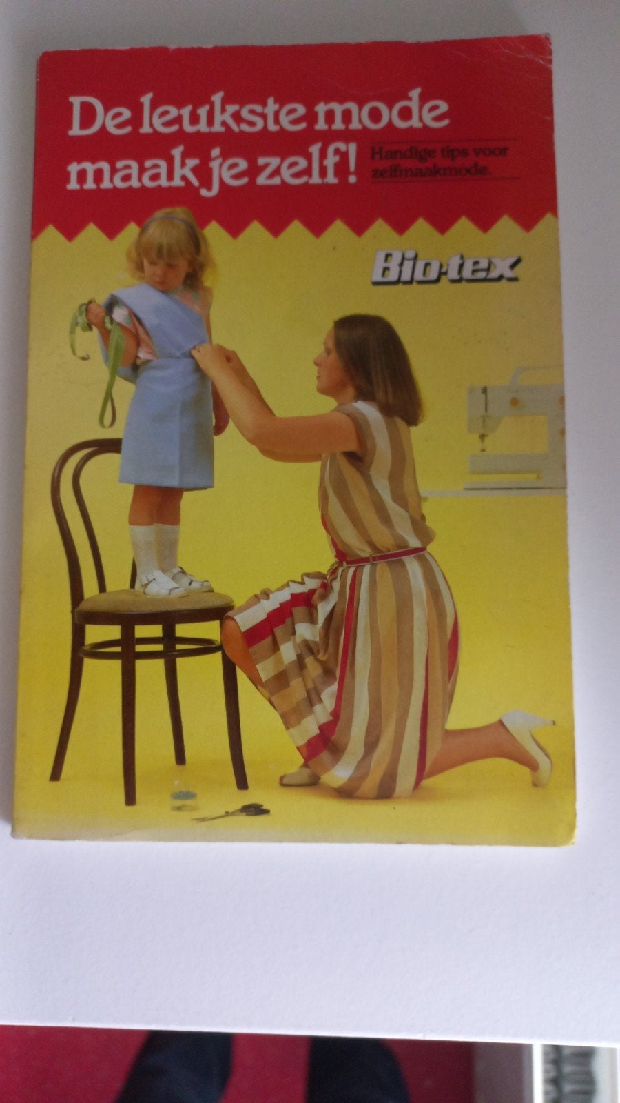 Vintage Biotex boekje (1984) – De leukste mode maak je zelf!, Boeken, Ophalen of Verzenden, Nieuw