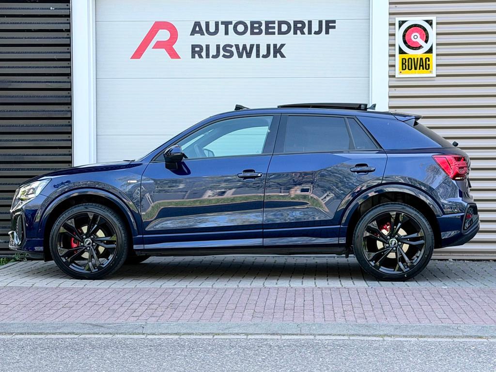 Audi Q2 35 TFSI 3x S-Line Pano/Virtual/Keyless/Camera, Auto's, 12 maanden, 4 cilinders, Blauw, Alcantara