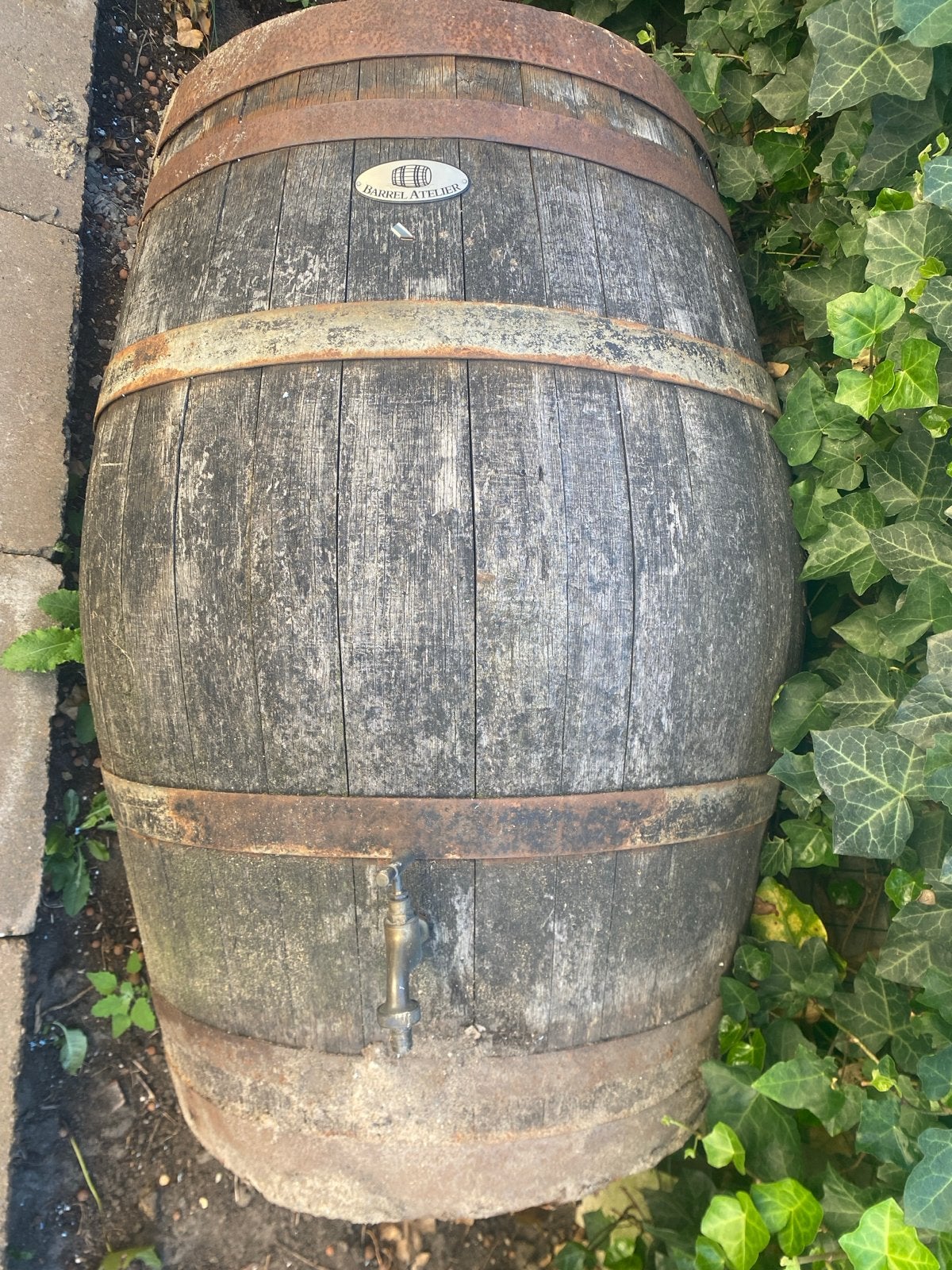 Decoratieve houten regenton van Barrel Atelier met kraan, Tuin en Terras, Ophalen, Gebruikt