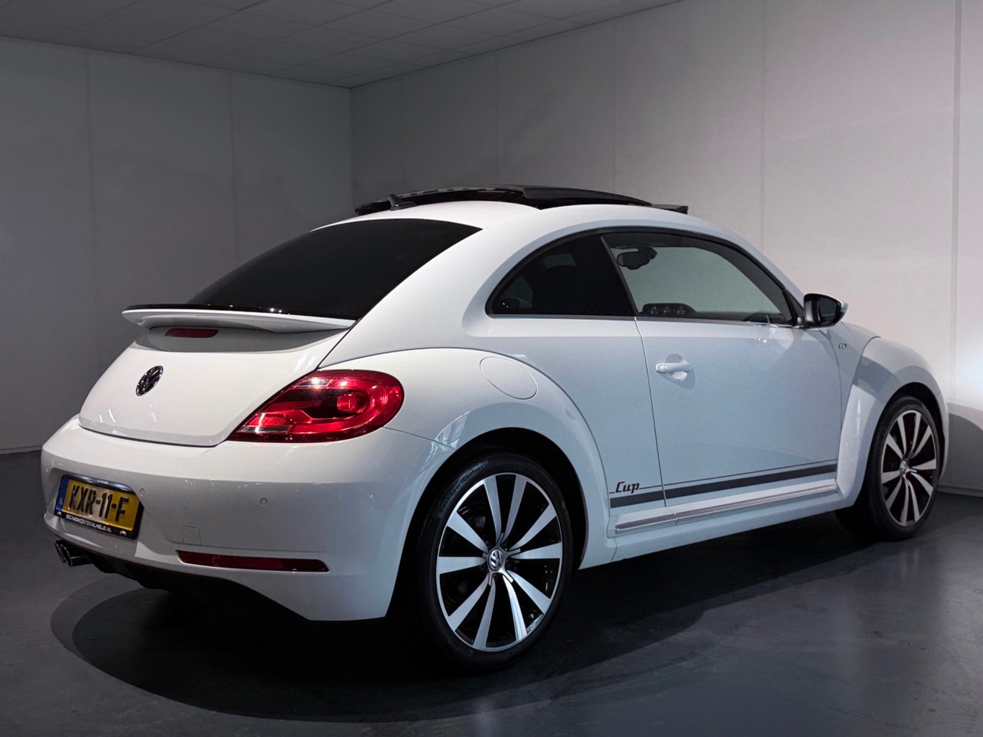 Volkswagen Beetle 1.4 TSI Sport Cup Edtion R-Line /Clima/Cru, Auto's, Voorwielaandrijving, Euro 5, Gebruikt, Beetle (Kever)