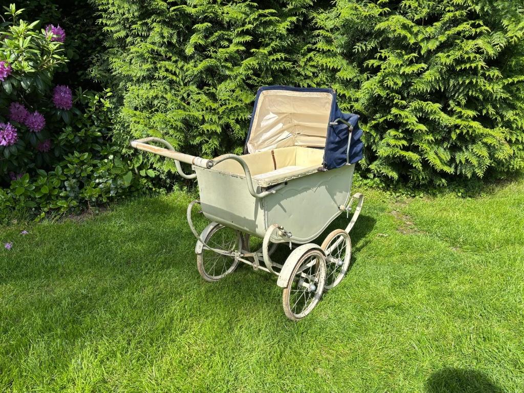 Ouderwetse kinderwagen, Ophalen, Gebruikt, Kinderwagen, Overige merken