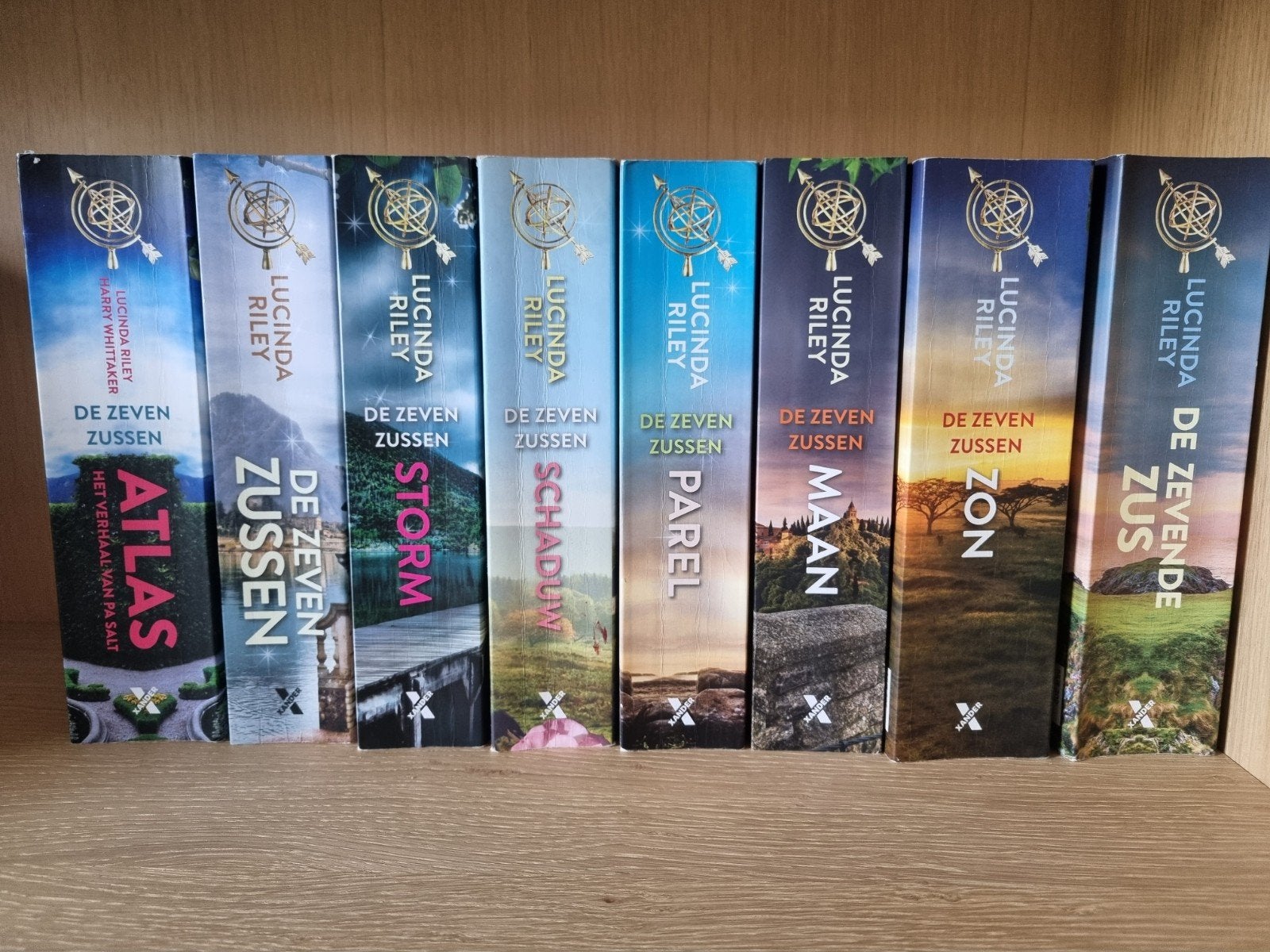 De zeven zussen (complete reeks: 8 boeken), Boeken, Thrillers, Ophalen of Verzenden, Zo goed als nieuw, Lucinda Riley