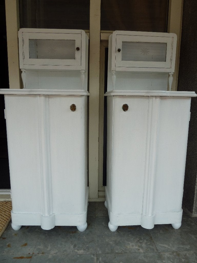 2 witte brocante nachtkastjes met opzet stuk, Ophalen, Gebruikt, Minder dan 45 cm, 70 cm of meer