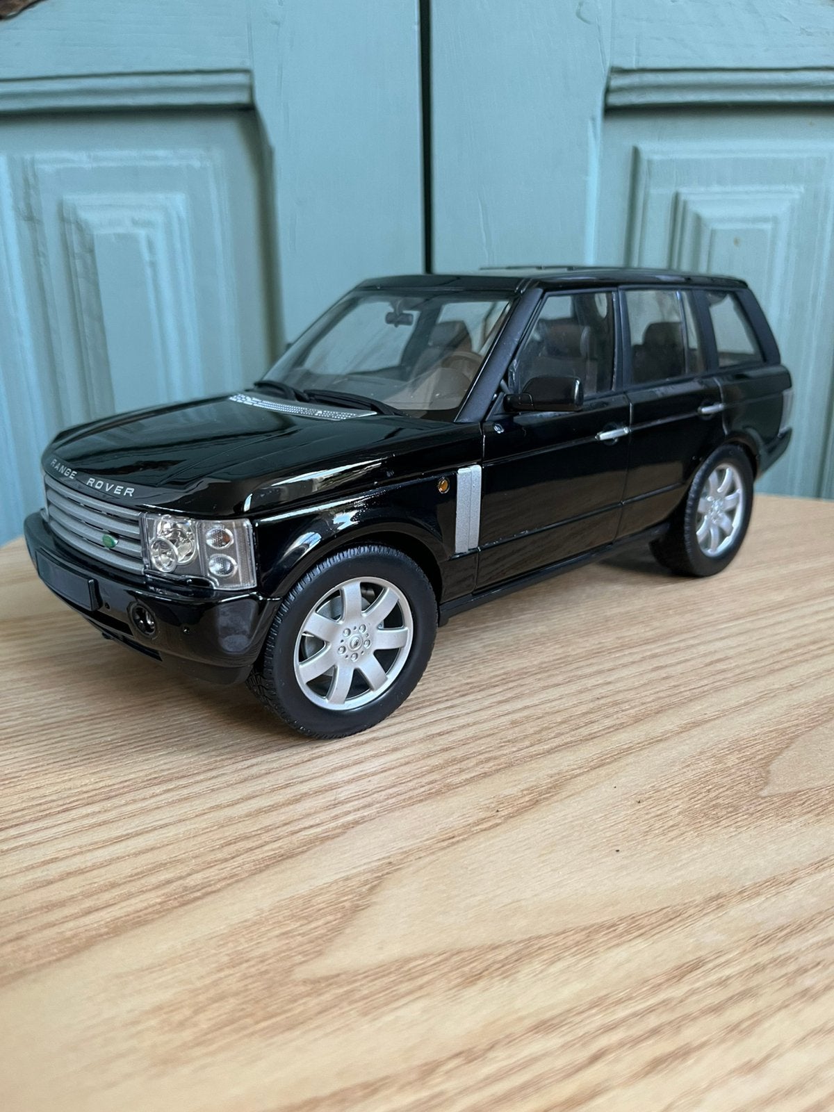 Range Rover (L322) Welly 1:18, Ophalen of Verzenden, Zo goed als nieuw, Auto, Welly