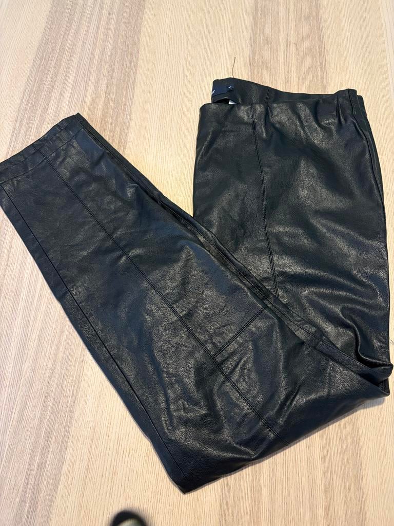 Grandeur Zwarte Broek (Nep Leer) Maat 44  Stretch, Buik 94, Zwart, Maat 42/44 (L), Ophalen of Verzenden, Lang