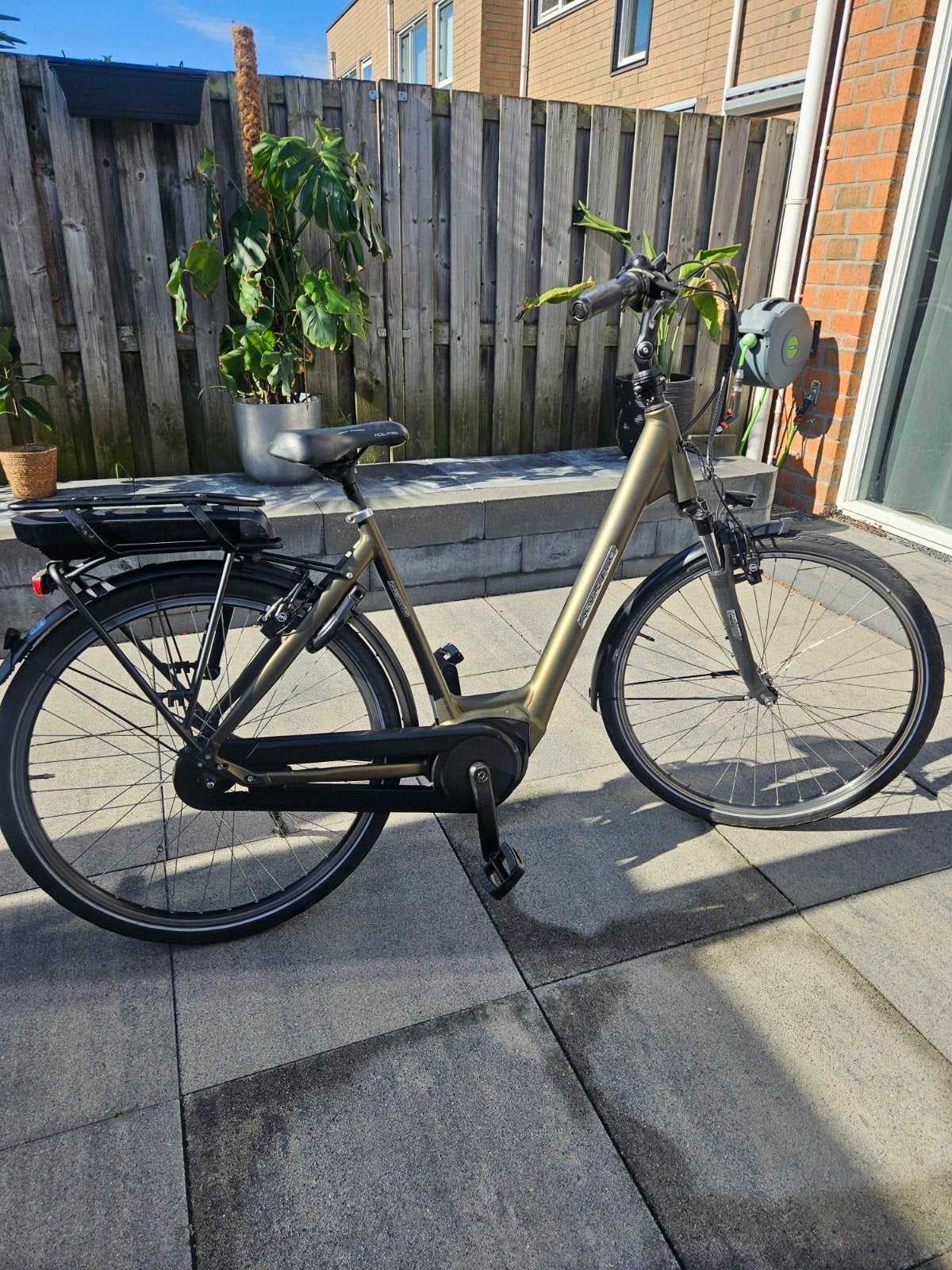 Velo de ville elektrische dames fiets, Fietsen en Brommers, Elektrische fietsen, Zo goed als nieuw, 51 tot 55 cm, 50 km per accu of meer