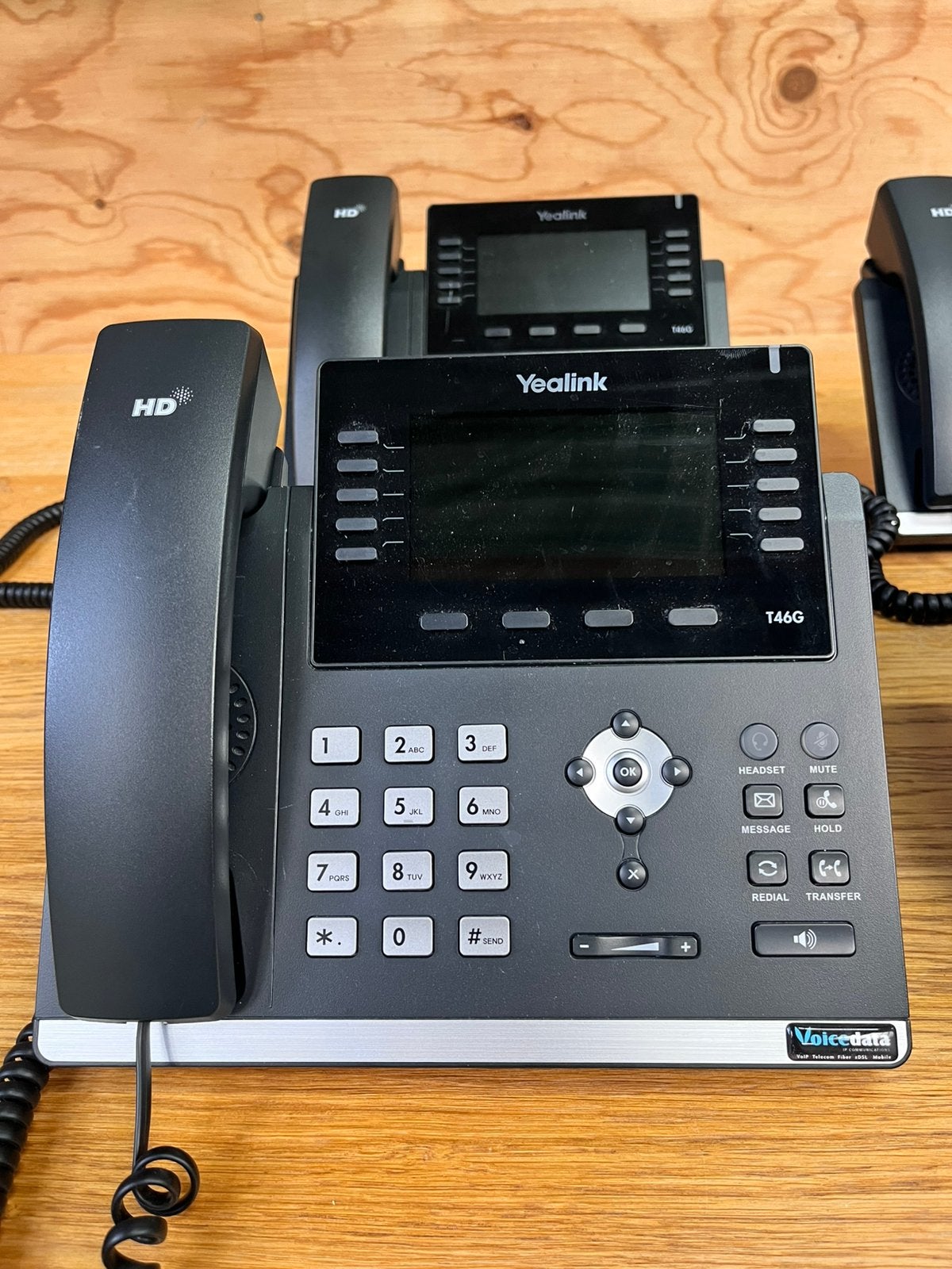 Yealink T41P (2x) + T46G (3x), 4 handsets of meer, Ophalen of Verzenden, Xx, Yealink