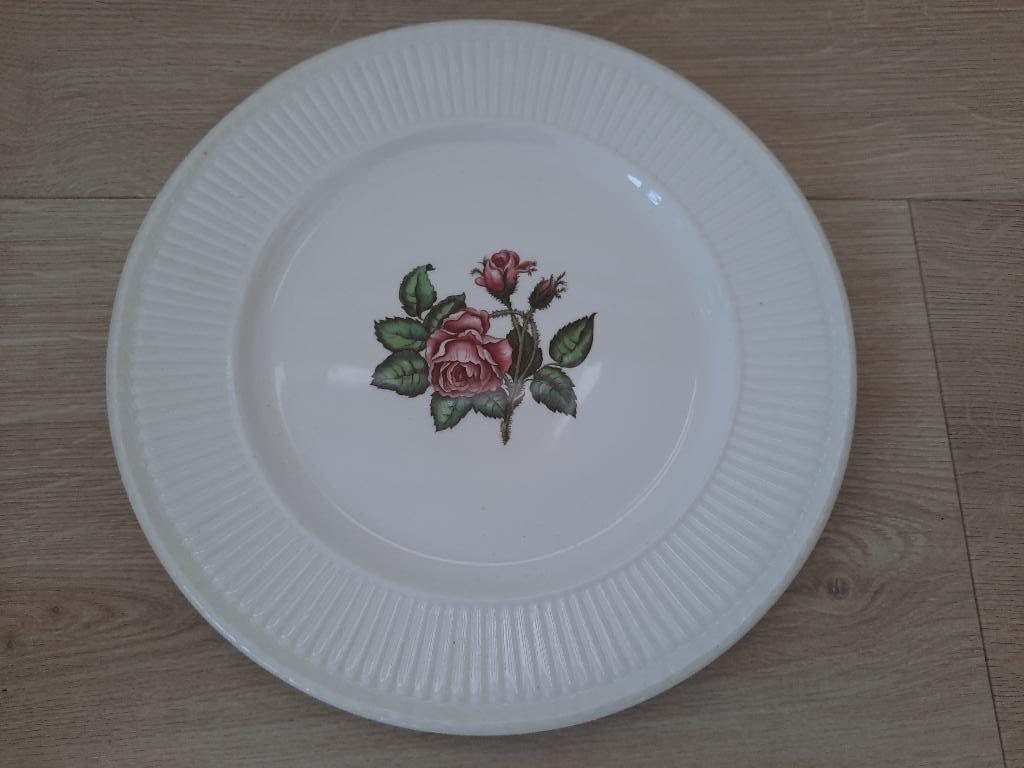 Oud bord Wedgewood Moss Rose serveerschaal gebak, Gebruikt, Ophalen of Verzenden, Bord(en), Wedgwood