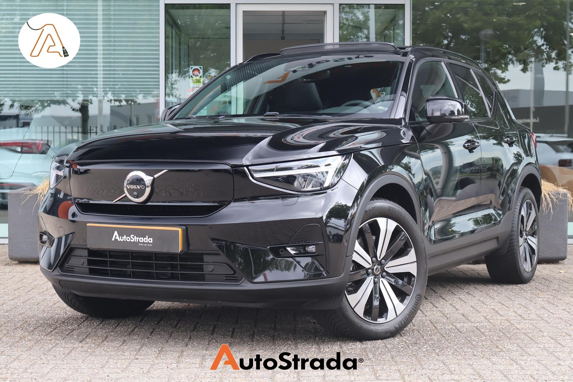 Volvo Xc40 Recharge Twin Pure Electric 231pk SoH 96% | Camer, Auto's, Volvo, Stof, Gebruikt, Met garantie (alle), Zwart