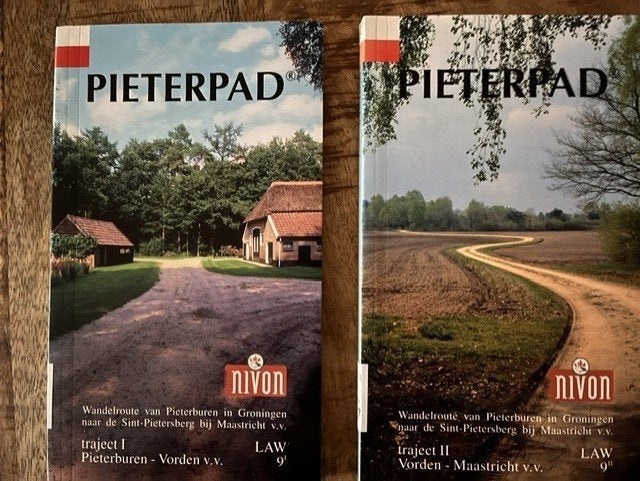 2x Pieterpad wandelroutes, Overige merken, Europa, Zo goed als nieuw, Fiets- of Wandelgids