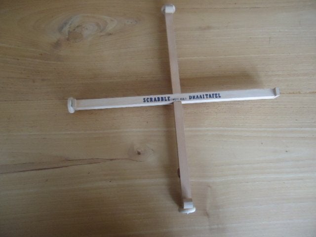 Draaitafel Scrabble, Een of twee spelers, Ophalen of Verzenden, Zo goed als nieuw