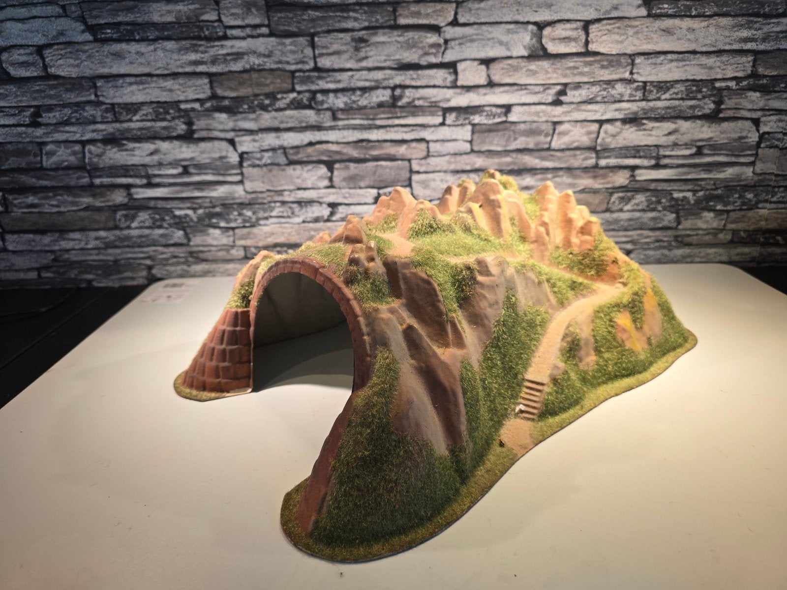 rechte tunnel berg HO spoor trein 1:87, Hobby en Vrije tijd, Modeltreinen | H0, Overige merken, Gebruikt, Gelijkstroom of Wisselstroom