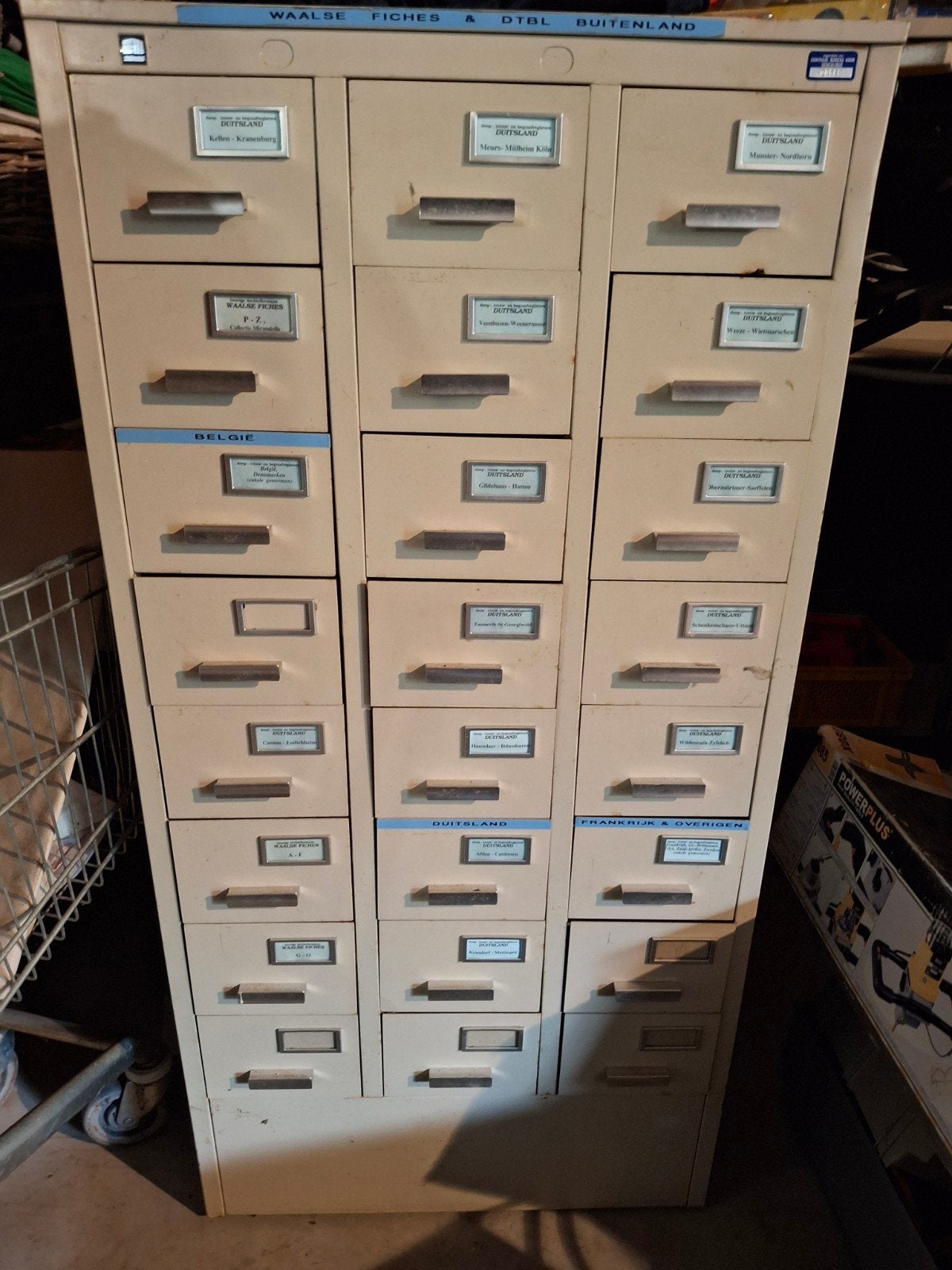 Vintage metalen archiefkast met 24 laden, Huis en Inrichting, Ophalen, Gebruikt, 50 tot 100 cm, 150 tot 200 cm