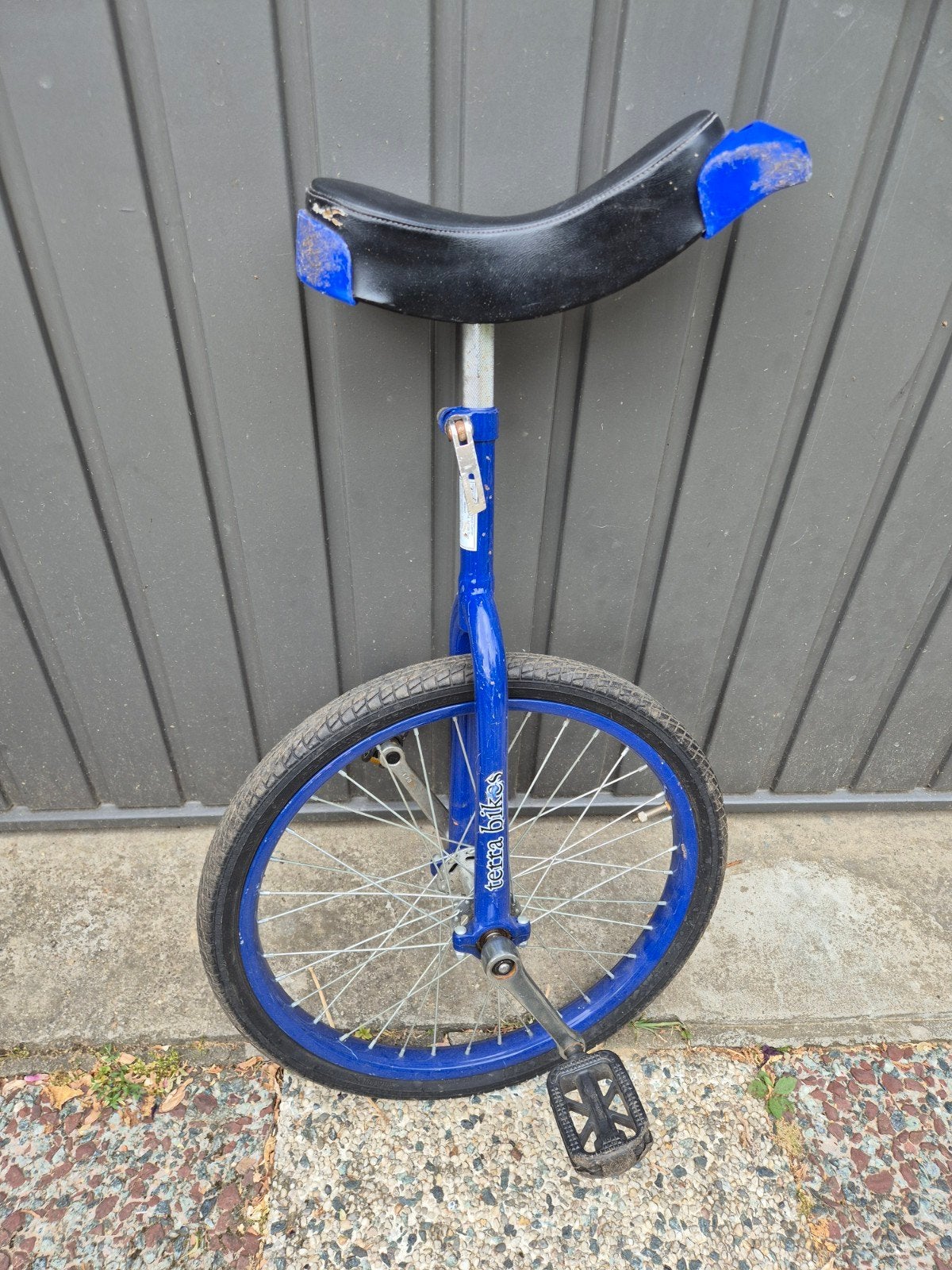 Blauwe eenwieler - Terra Bikes, Ophalen of Verzenden, Gebruikt