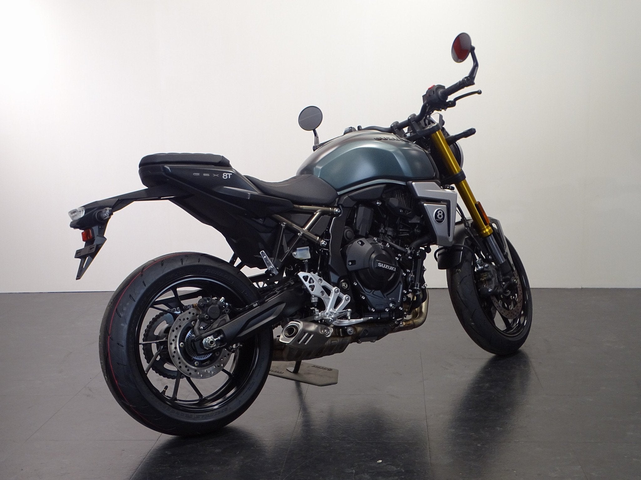 Suzuki GSX GSX-8T, Bedrijf, Meer dan 35 kW, Naked bike