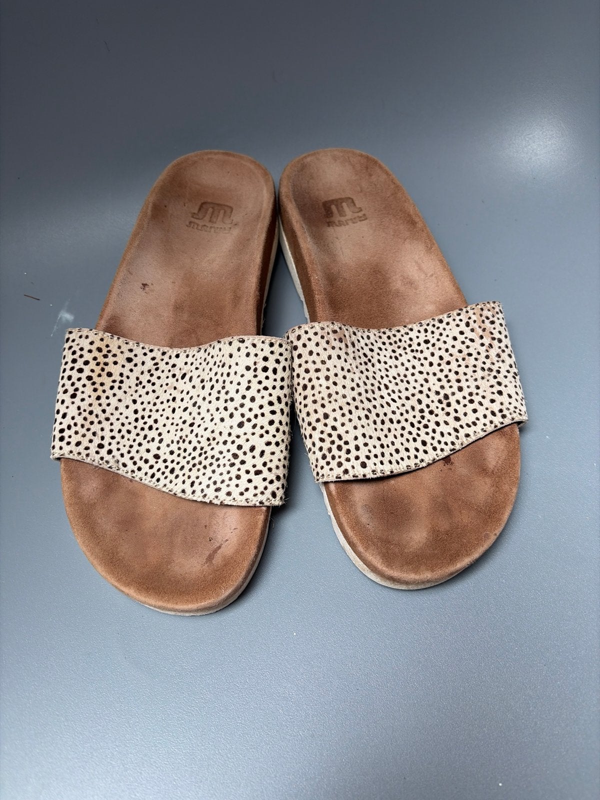 Marriti Slippers met Luipaardprint - Maat 39, Ophalen of Verzenden, Gedragen, Overige kleuren, Slippers