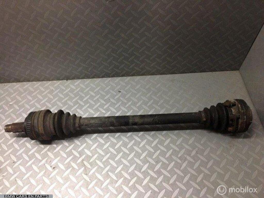 Aandrijfas 3 serie e46 links rechts achter 316-320i div aanw, Gebruikt, Ophalen of Verzenden, BMW, BMW