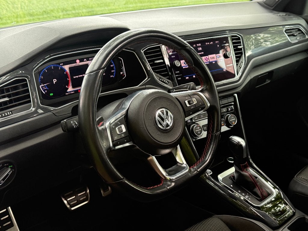 Volkswagen T-Roc R-Line 1.5 TSI DSG|PANO|VIRTUEEL|BEATS|LANE, Auto's, 1498 cc, 4 cilinders, Leder en Stof, Origineel Nederlands