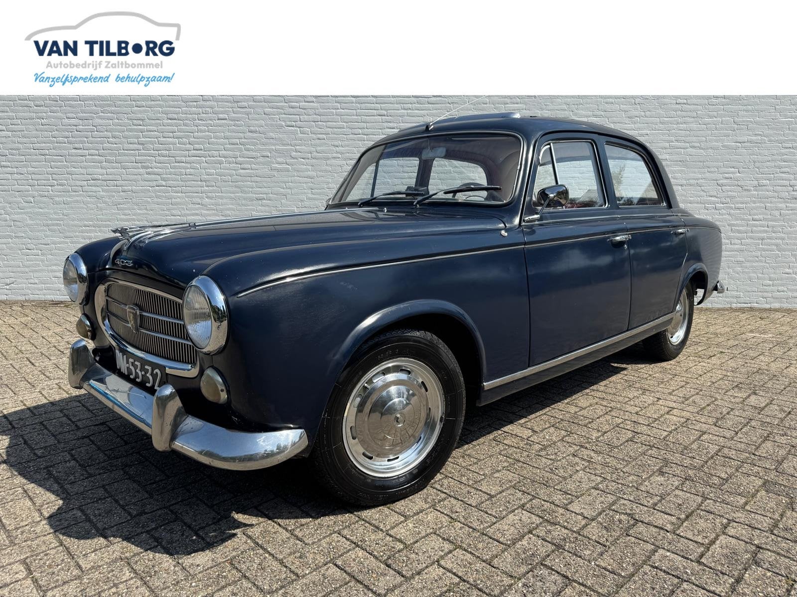 Peugeot 403 Compressor Berline Schuifdak OPRUIMING | OUTLETD, Auto's, Blauw, Leder, Bedrijf, Handgeschakeld