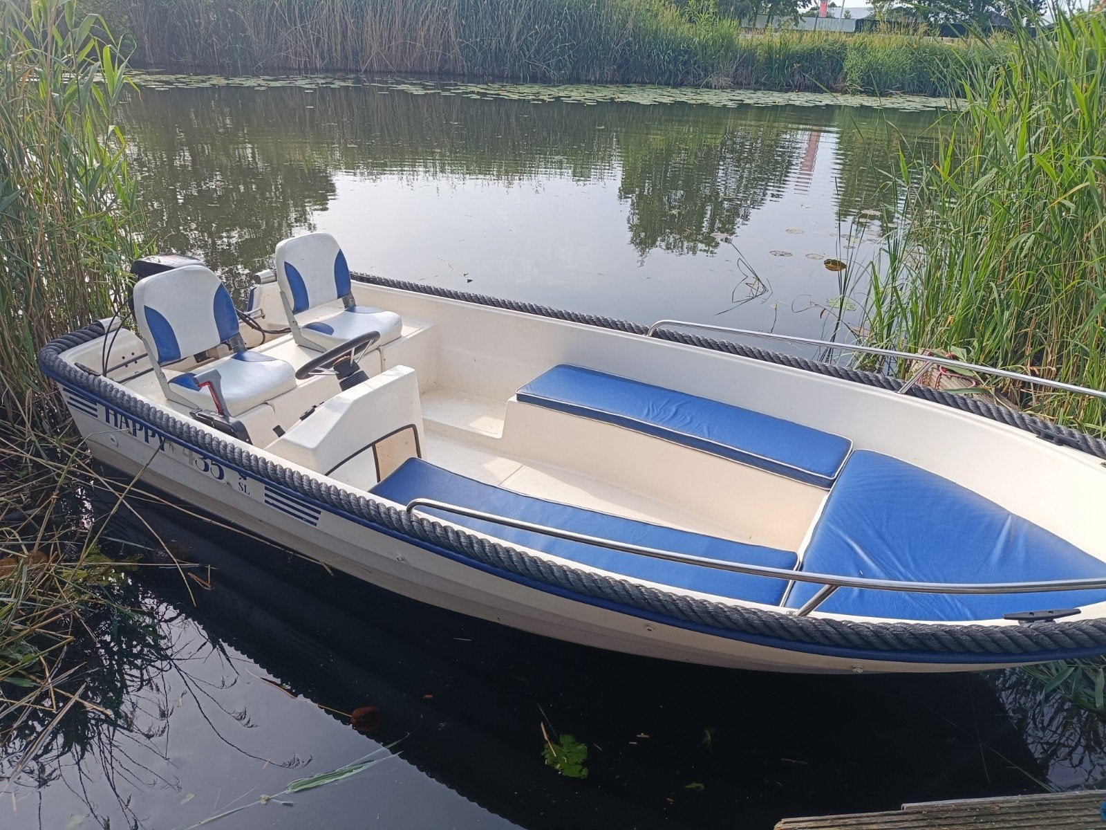 Happy 435 sloep met Suzuki 9.9 pk 4 takt, Ophalen, Kussenset