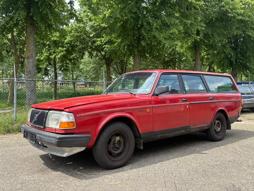 Volvo 240 2.3i Estate B230F - 1990 - onderdelenauto 339k KM, 4 cilinders, 116 pk, Stationwagon, Handgeschakeld