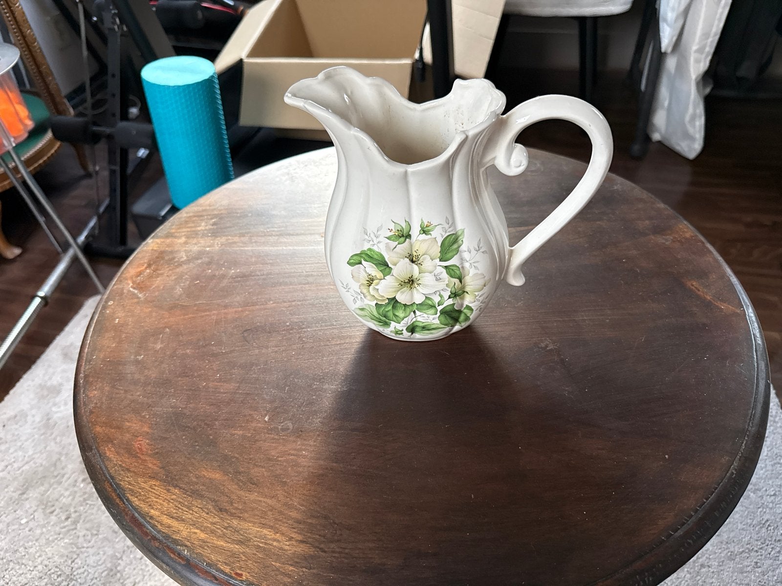 Decoratieve kan met bloemenprint, Antiek en Kunst, Ophalen