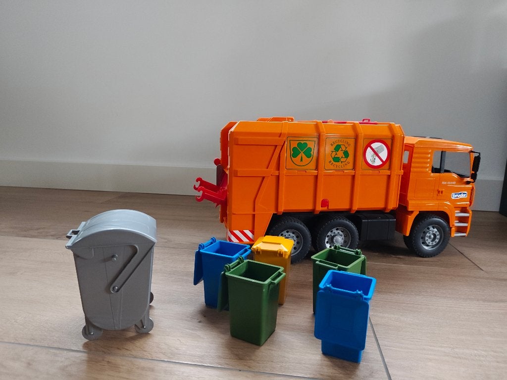 Bruder, Ophalen, Zo goed als nieuw