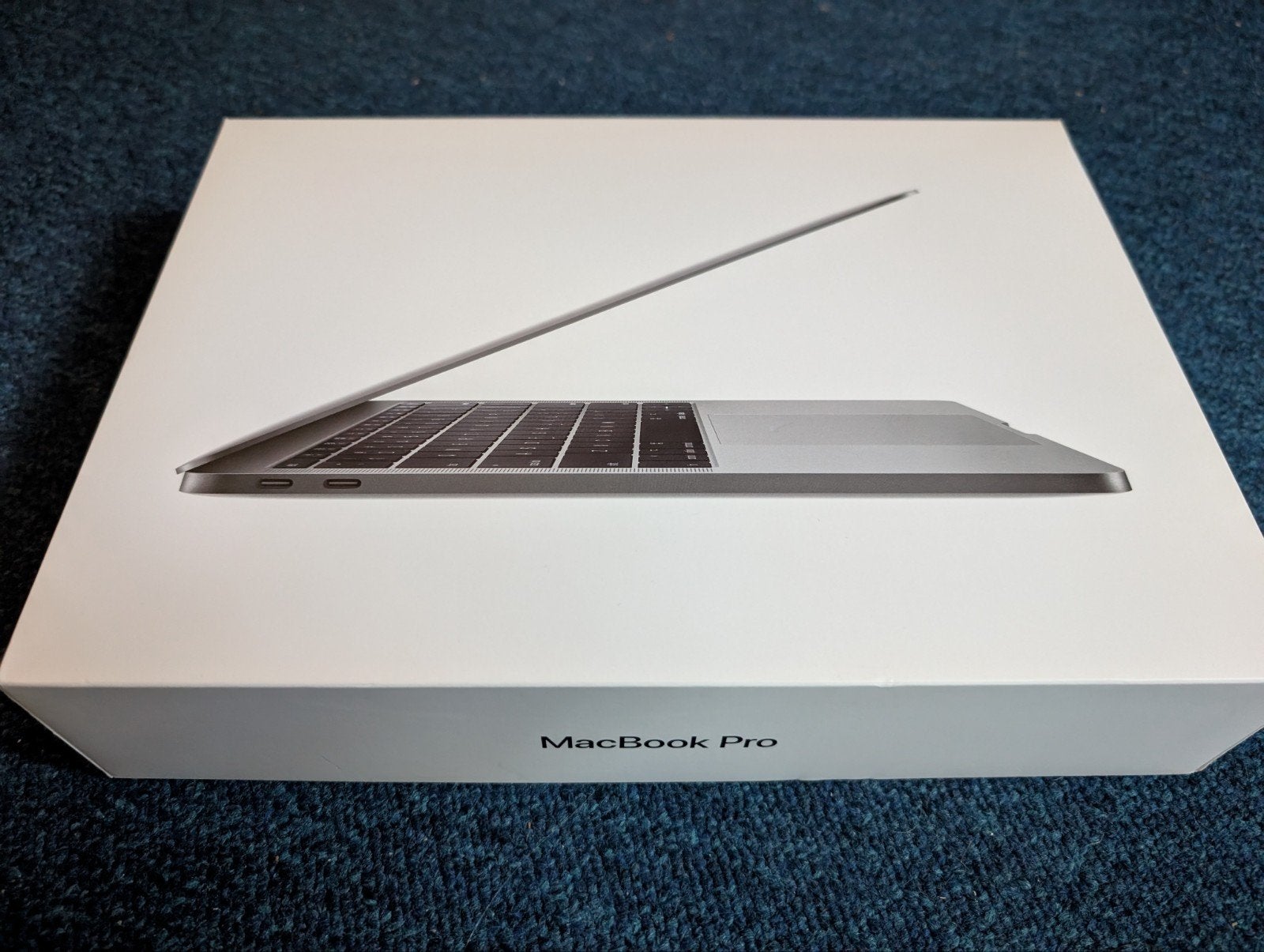 MacBook Pro 13 inch NL verpakking box zonder Laptop!, Ophalen of Verzenden, 13 inch, MacBook Pro, 2 tot 3 Ghz