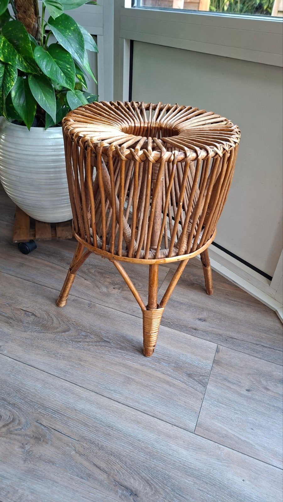 Vintage Rotan Kruk / Plantenstandaard '60 (Franco Albini), Ophalen of Verzenden, Rond, Minder dan 50 cm, Minder dan 50 cm