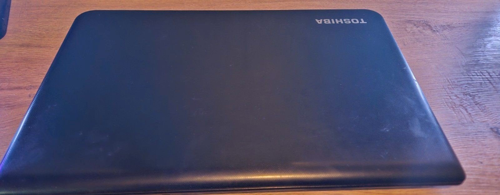 Toshiba Satellite Laptop - AMD A4, 6GB RAM, 686GB HDD