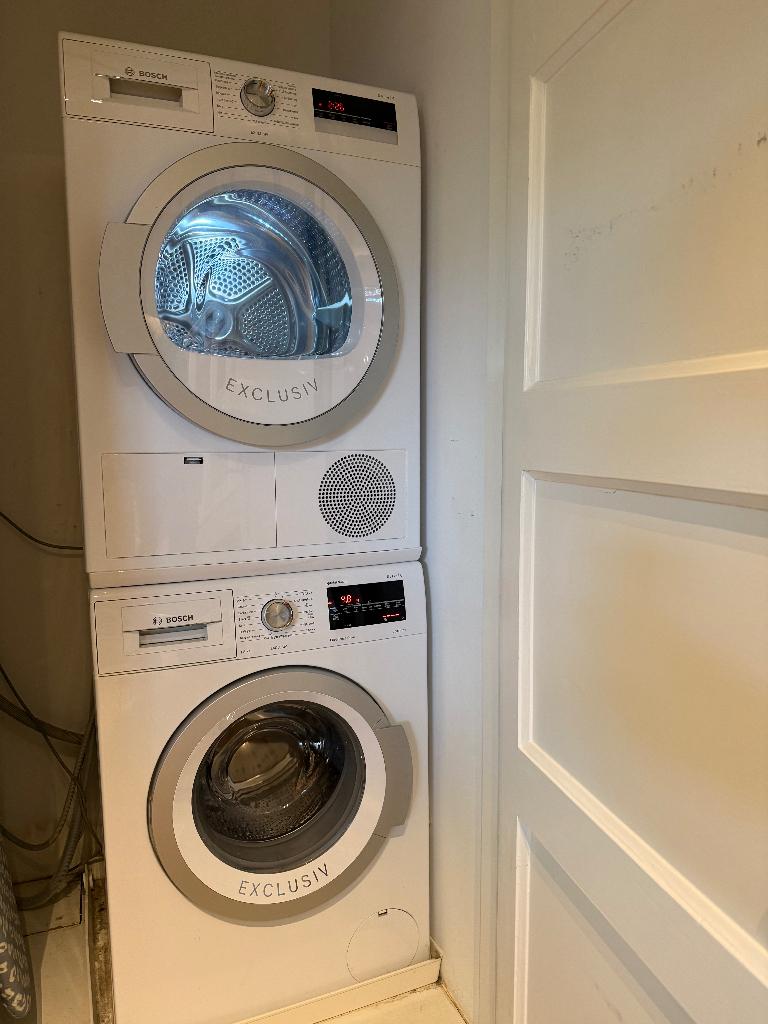 Bosch Wasmachine + Warmtepomp Droger, bieden! , Witgoed en Apparatuur, 6 tot 8 kg, Ophalen, 85 tot 90 cm