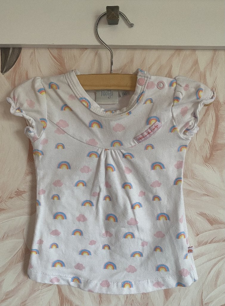 Feetje shirtje regenbogen korte mouw maat 56 | babykleding, Kinderen en Baby's, Meisje, Ophalen of Verzenden, Zo goed als nieuw