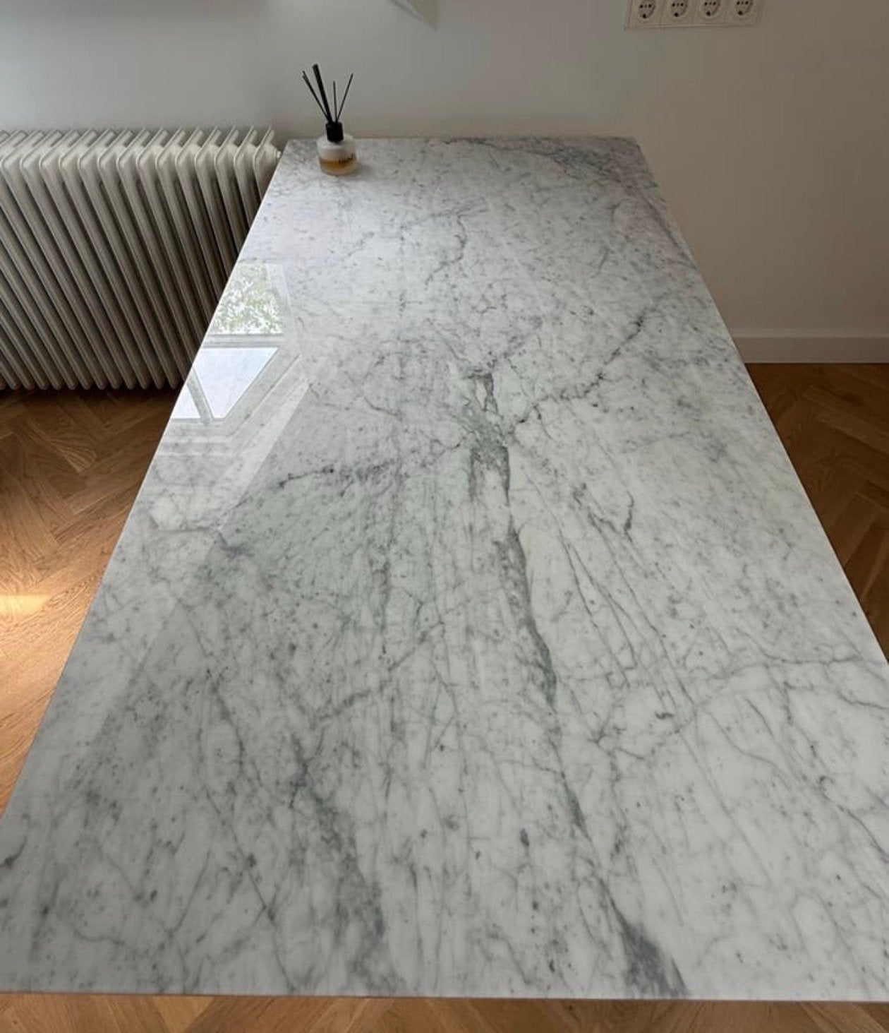 Carrara Marmeren Blad - 160x85x2 cm - Geschikt als Bureaubla, Ophalen, Zo goed als nieuw