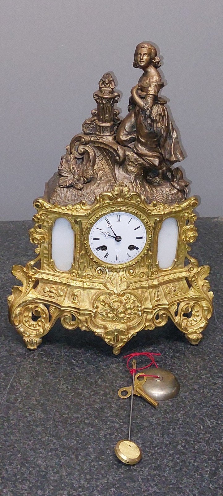 Franse pendule, Ophalen