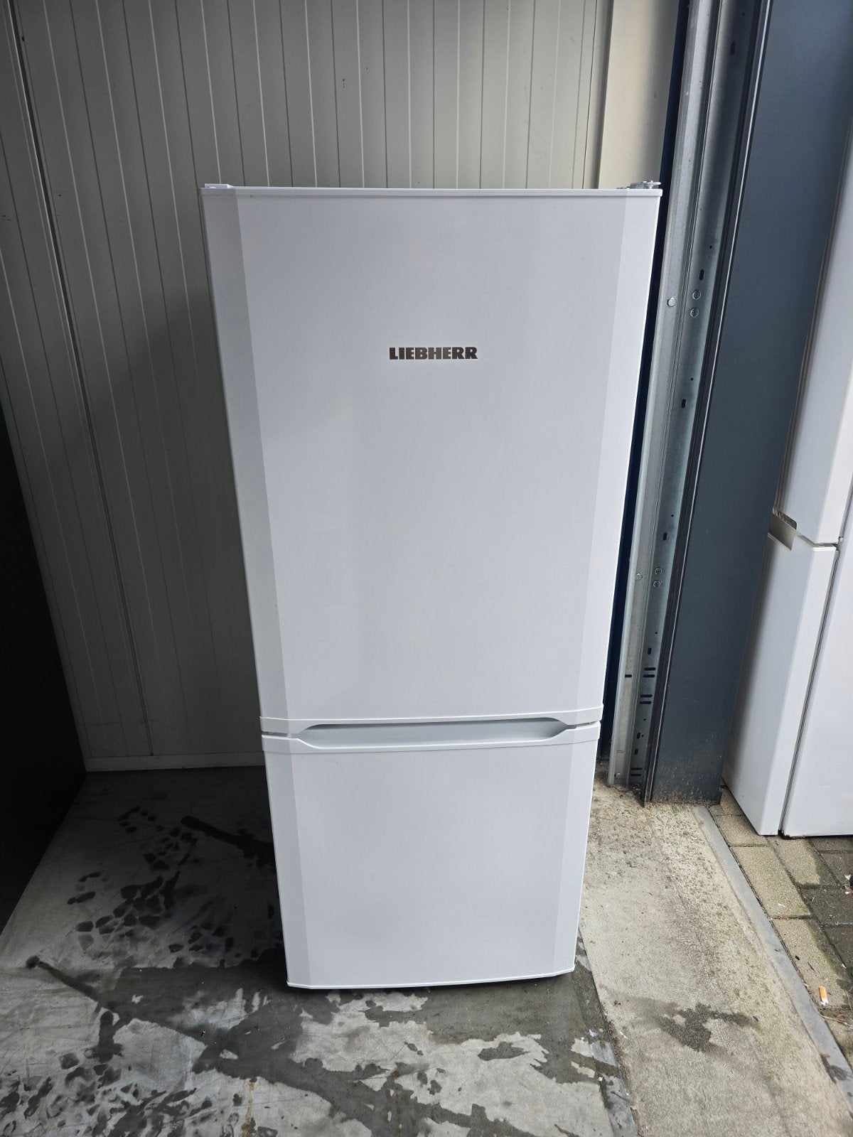 Keurige compacte Liebherr koelvriescombinatie! Garantie!🚚✅️, Zonder vriesvak, 200 liter of meer, Liebherr, Zo goed als nieuw