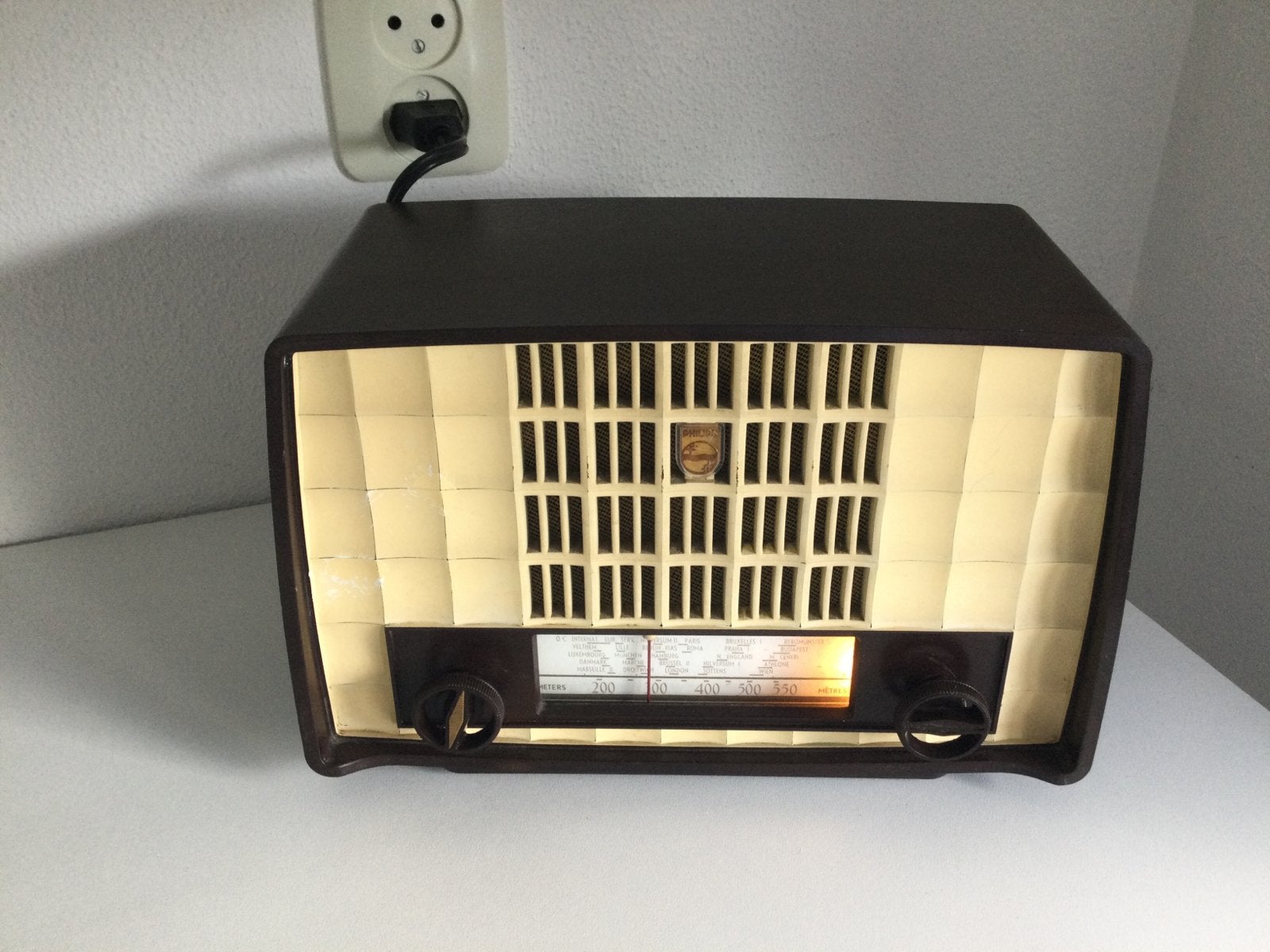 Bakkelieten Philips BX135U buizen radio, Ophalen of Verzenden