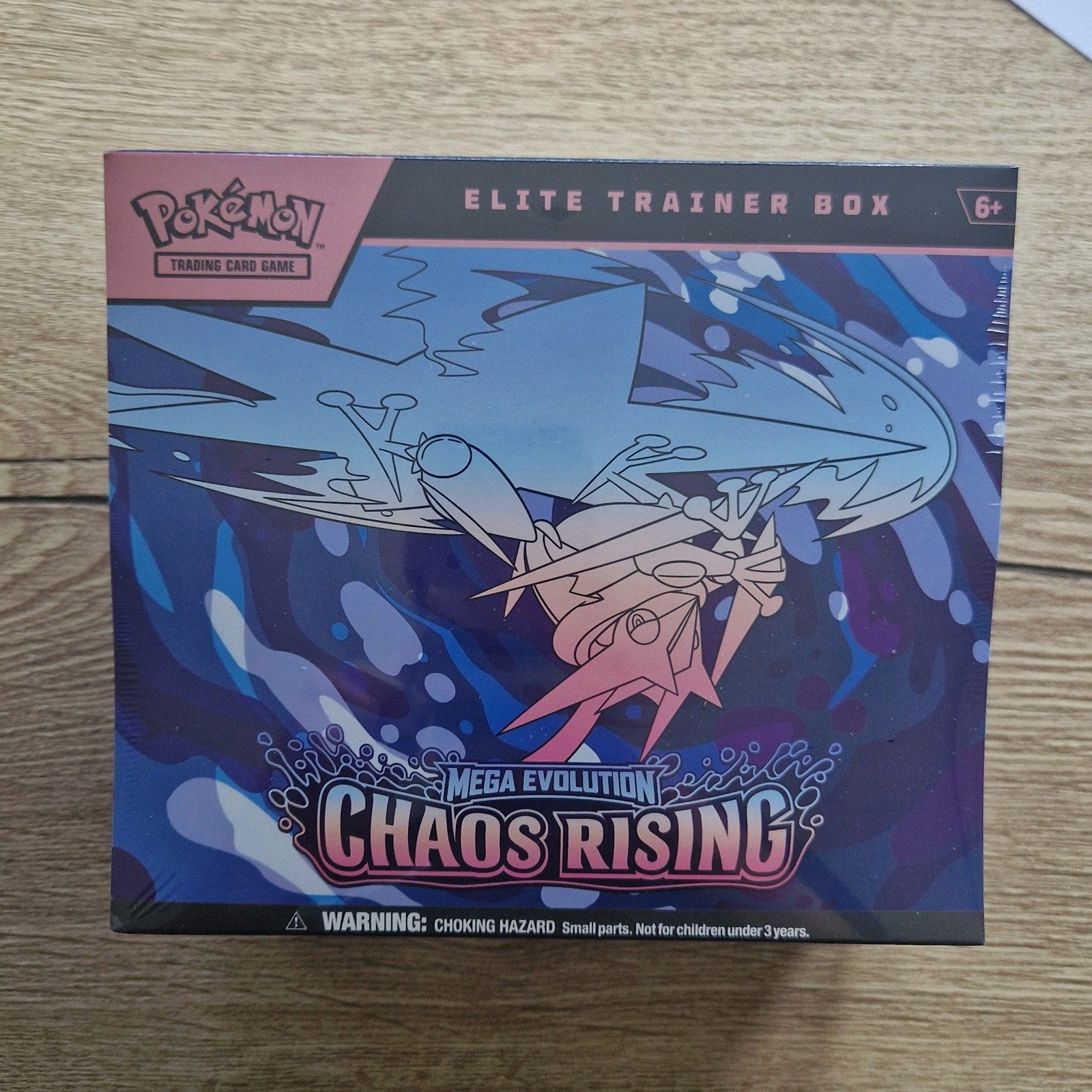 Pokemon Chaos Rising ETB sealed, Ophalen of Verzenden, Nieuw, Boosterbox, Foil