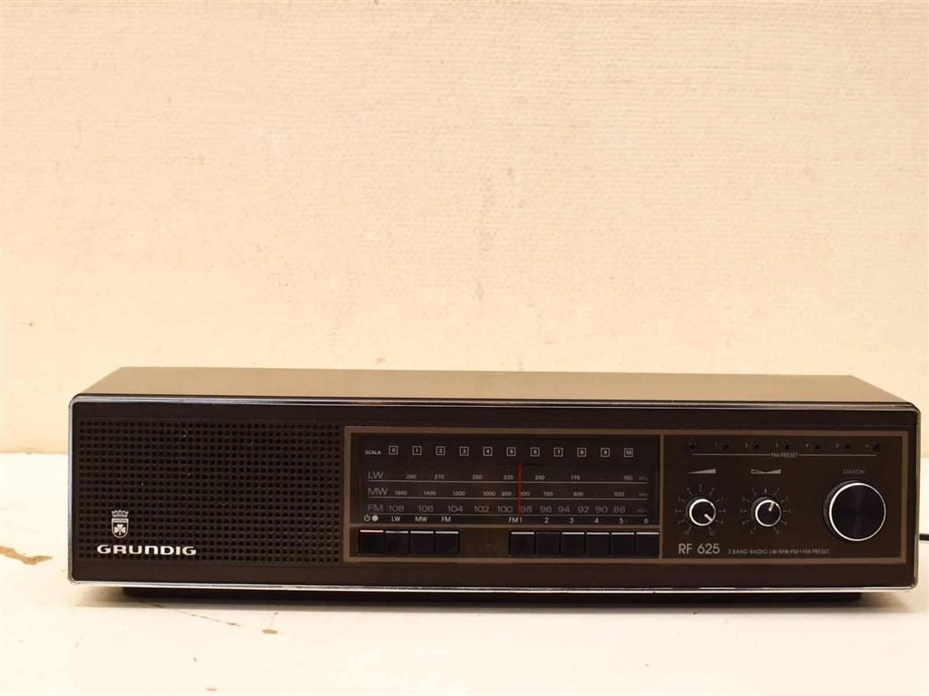 Grundig RF 625 radio 52453, Ophalen of Verzenden, Gebruikt