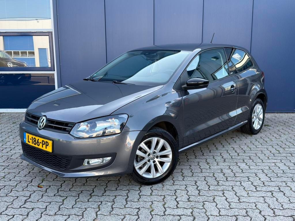 Volkswagen Polo 1.4 STYLE 2011 Grijs|Airco|Cruise|PDC|Clima, Voorwielaandrijving, 86 pk, Zwart, 4 cilinders