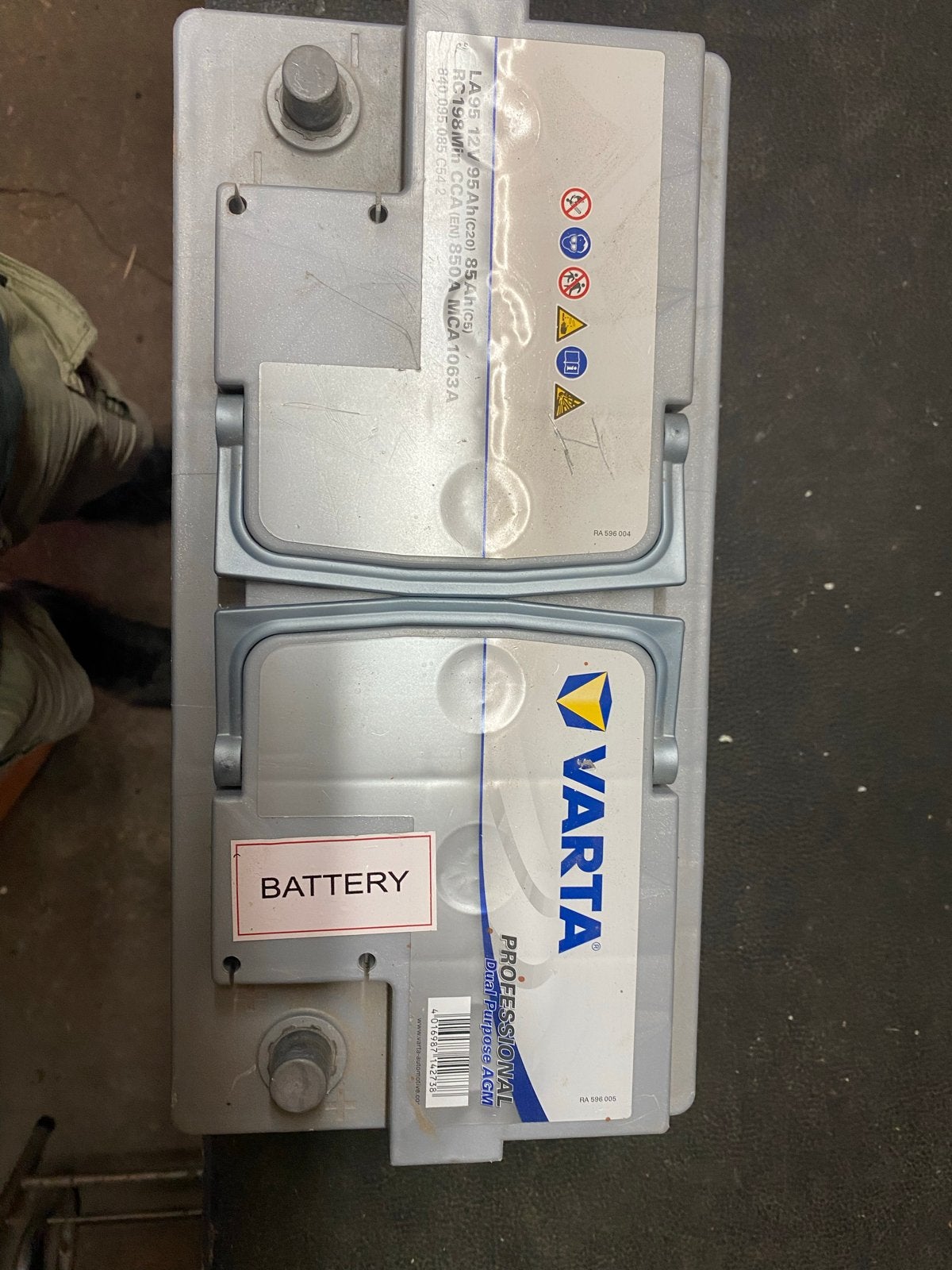 Varta Huishoud Gel Accu 95 Ah AGM L35 B19 H17,5, Ophalen, Gebruikt, Universele onderdelen