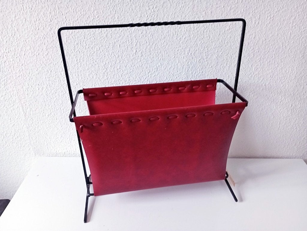 tijdschriftenrek / lectuurbak rood, Met handvat, Gebruikt, Lectuurbak, Ophalen of Verzenden